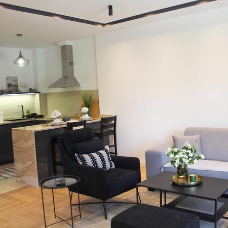 Soho Apartman เทรบินเย ภายนอก รูปภาพ