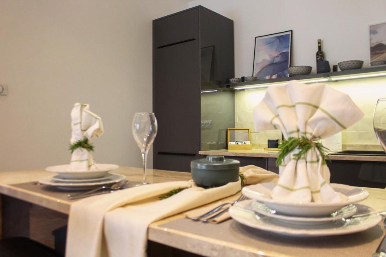Soho Apartman เทรบินเย ภายนอก รูปภาพ
