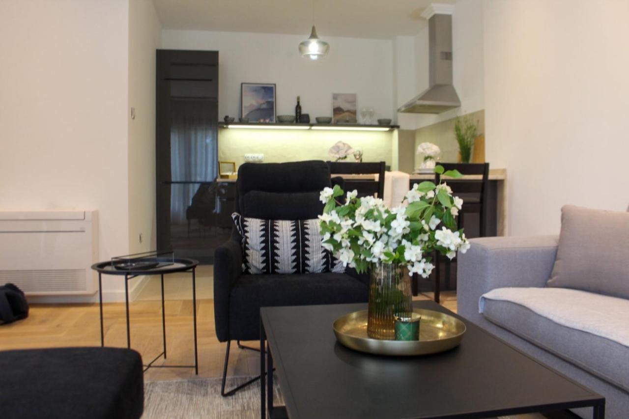 Soho Apartman เทรบินเย ภายนอก รูปภาพ