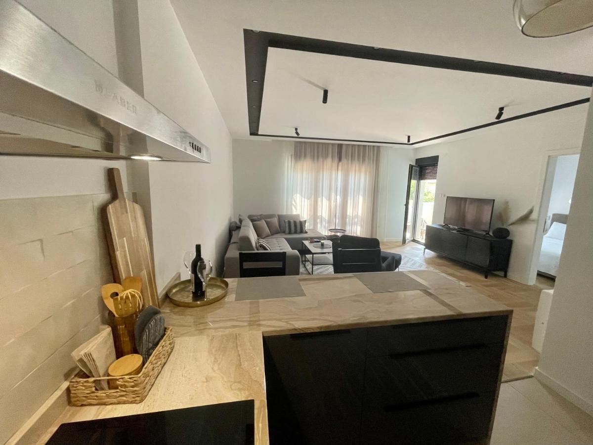 Soho Apartman เทรบินเย ภายนอก รูปภาพ